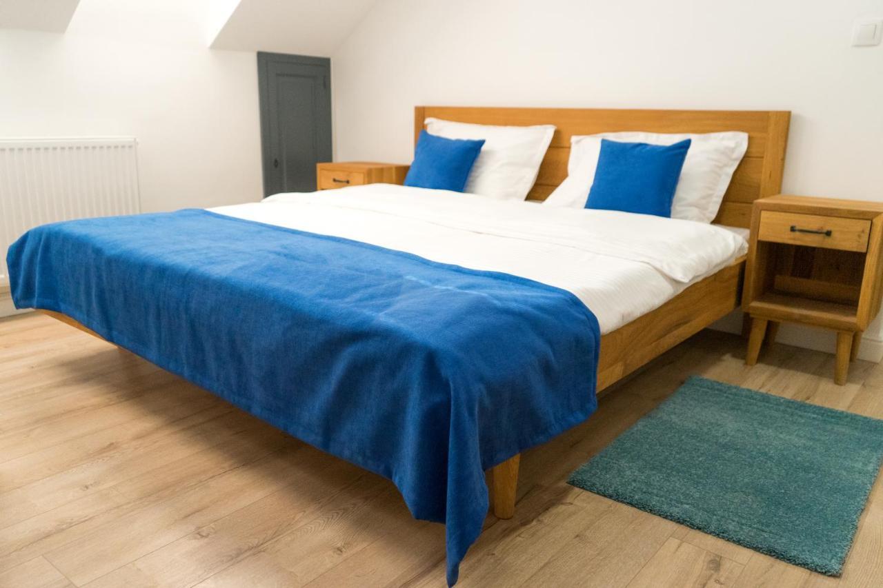 Bistriţa English House מראה חיצוני תמונה