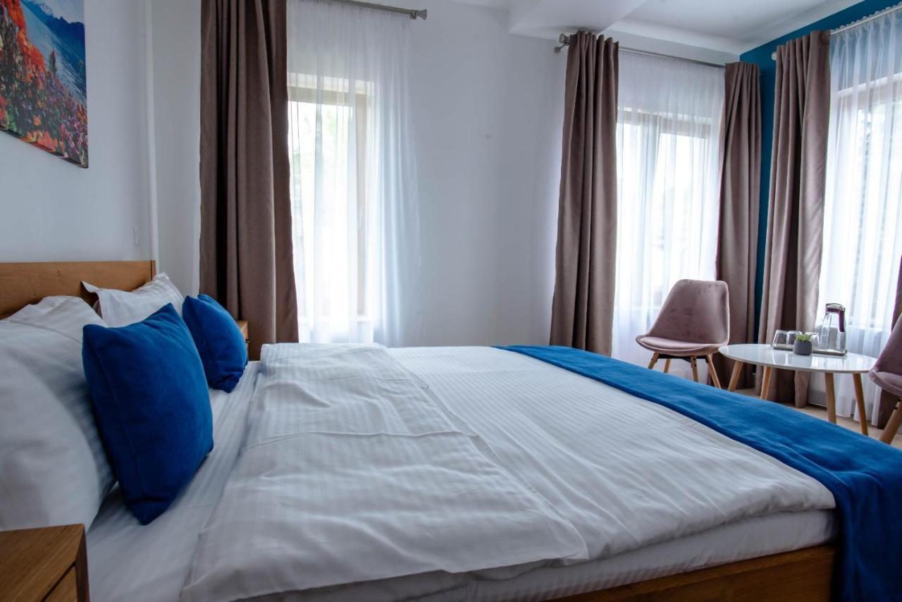 Bistriţa English House מראה חיצוני תמונה